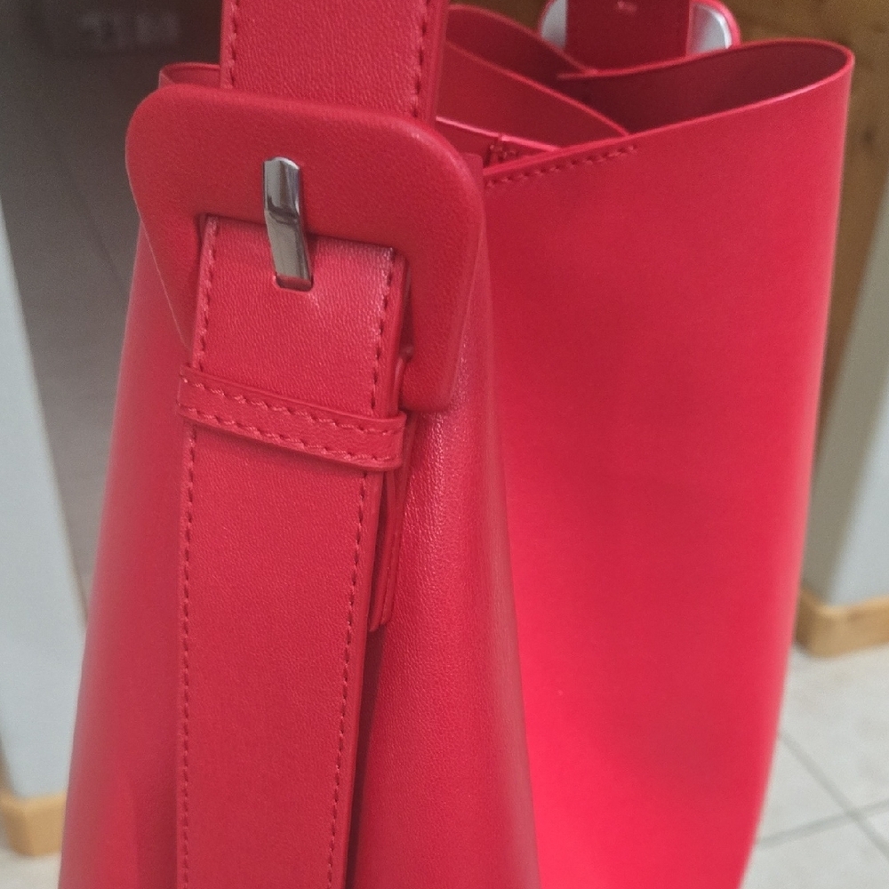 Anthropologie Vibrant Red Shoulder Bag - Picture 3 of 5